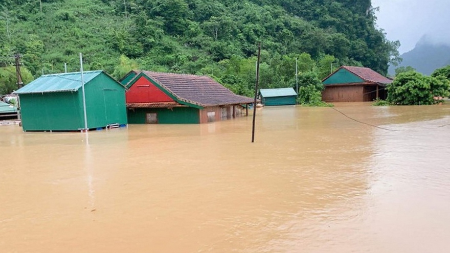 Quảng Bình: 1 người mất tích, hơn 12.000 ngôi nhà bị ngập do mưa lũ